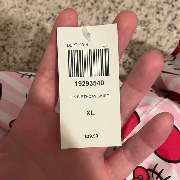 Hello Kitty Skirt - Picture 2 of 3